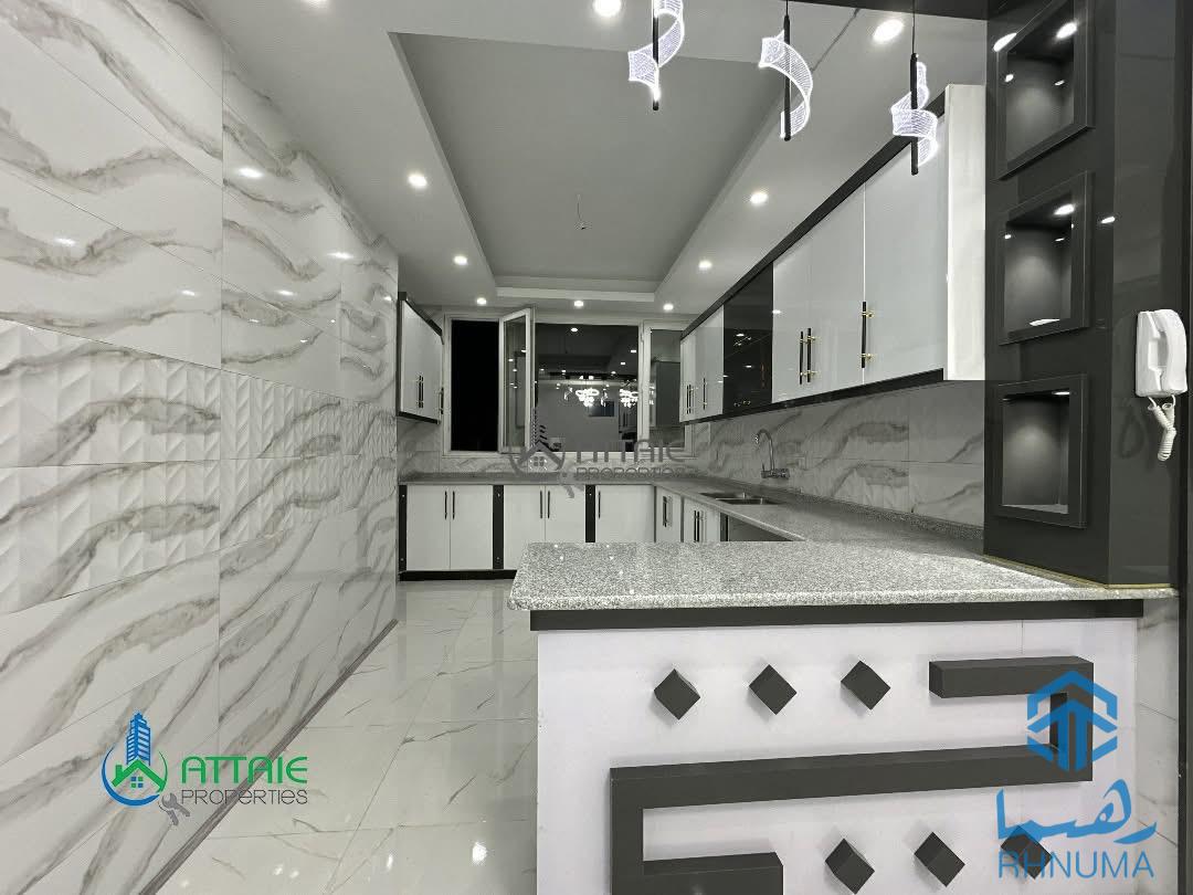 آپارتمان‌ فروشی چهار اطاقه