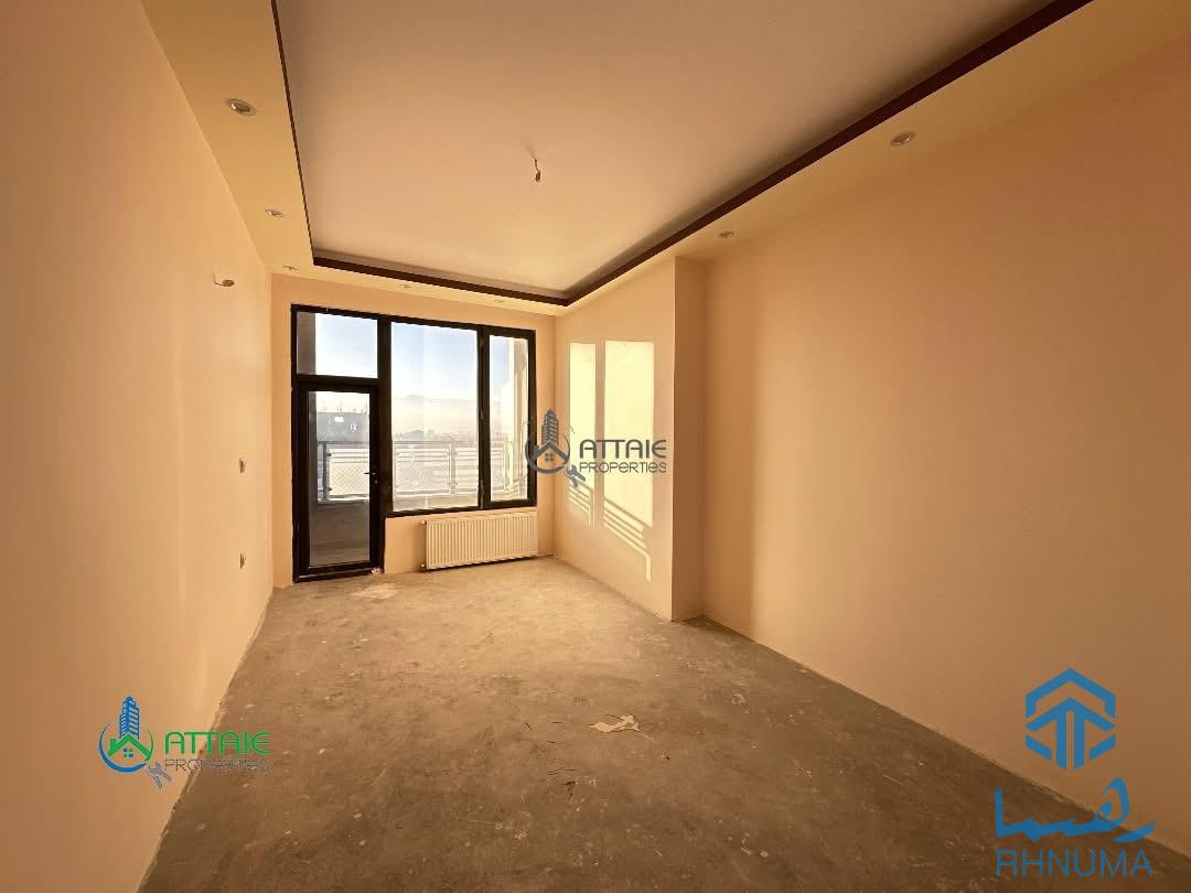 آپارتمان فروشی نوساخت سه اطاقه