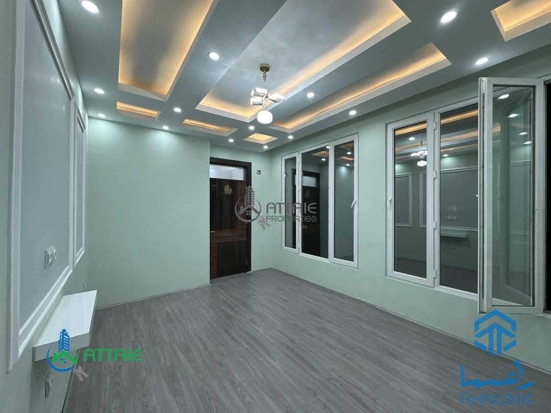 آپارتمان‌ فروشی چهار اطاقه