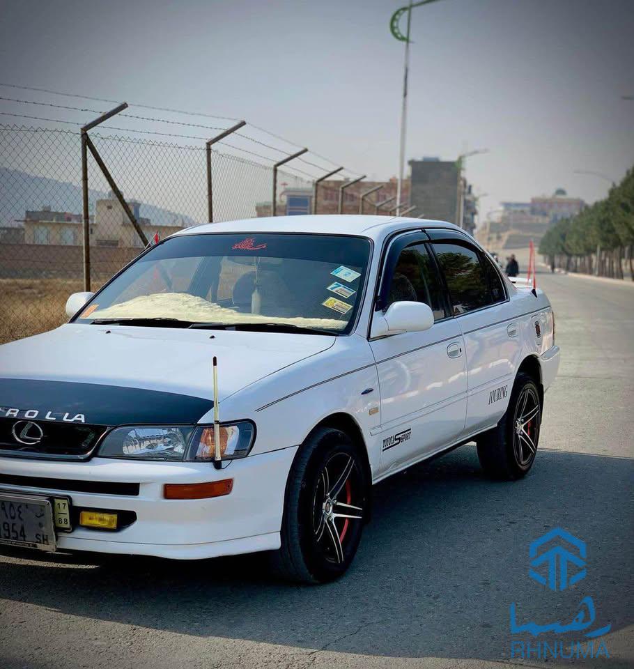 کرولای جاپانی دست پاکستان