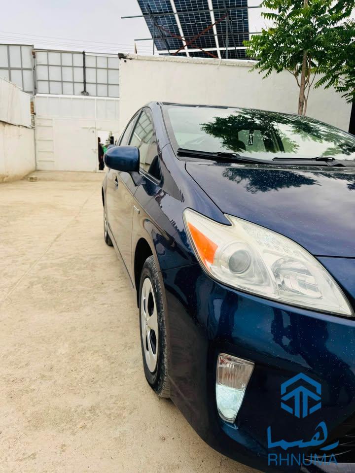 2013 Toyota Prius · Hatchback · Driven 200,000 miles