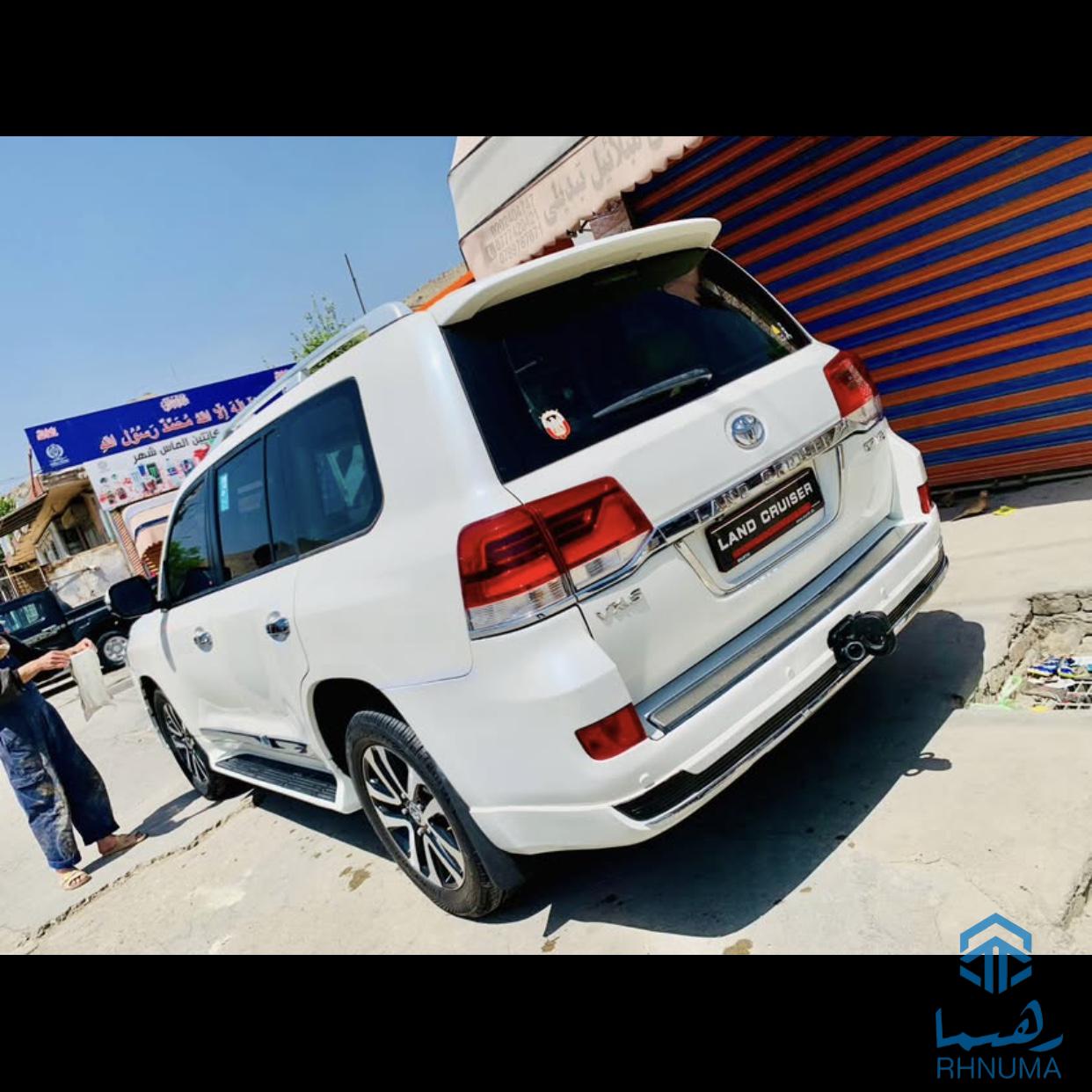 تیویتا لندکروزر VXR خلیجی