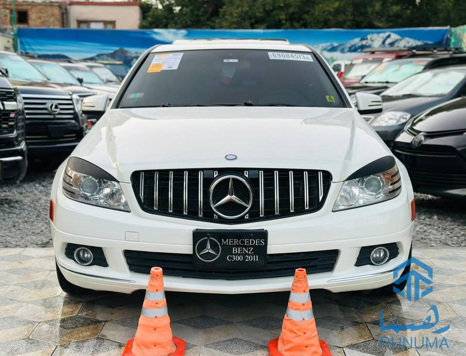 MERCIDES BENZ C300 2011 ✨️
