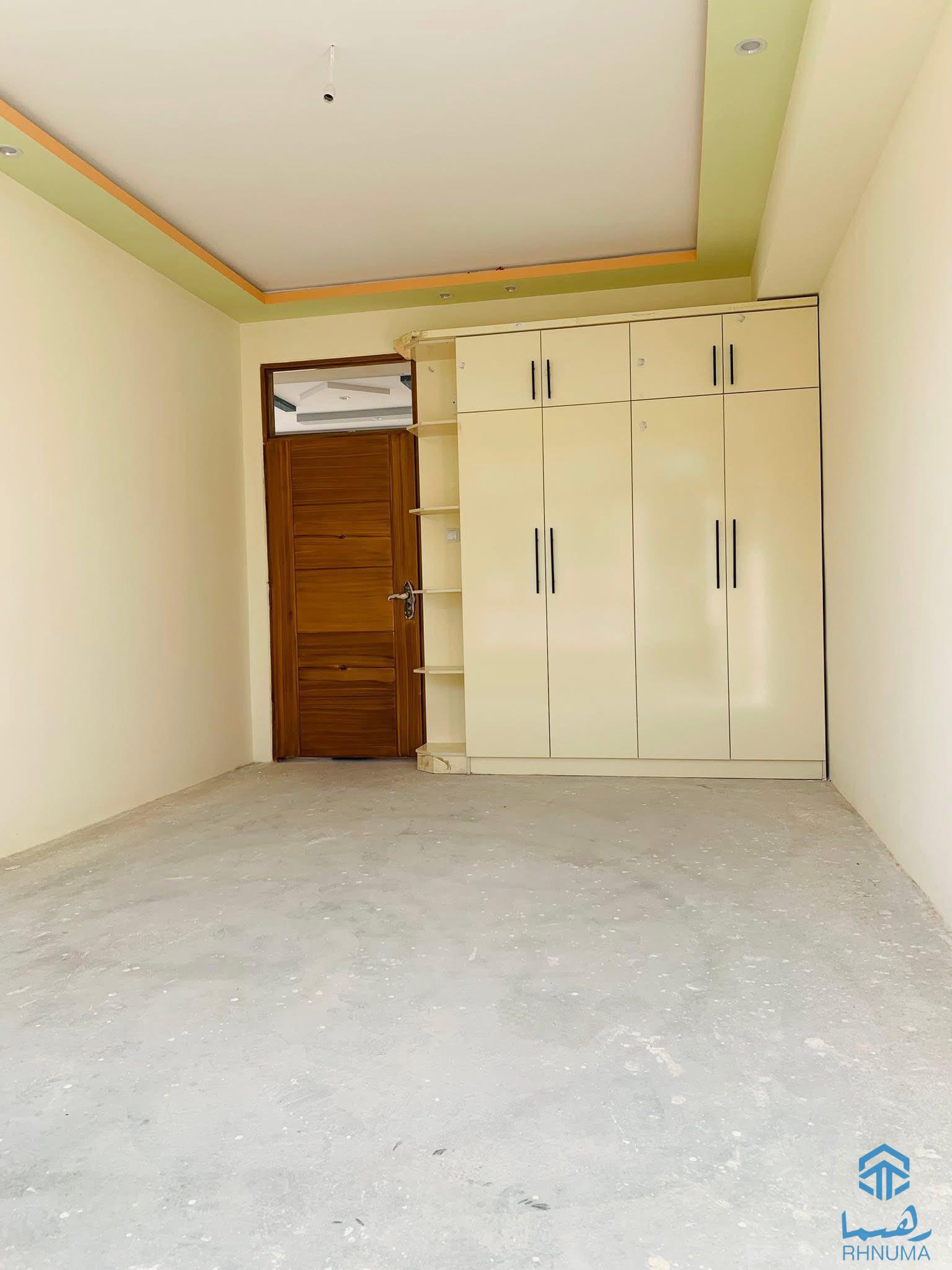 آپارتمان چهار اطاقه کرایی 🏠
