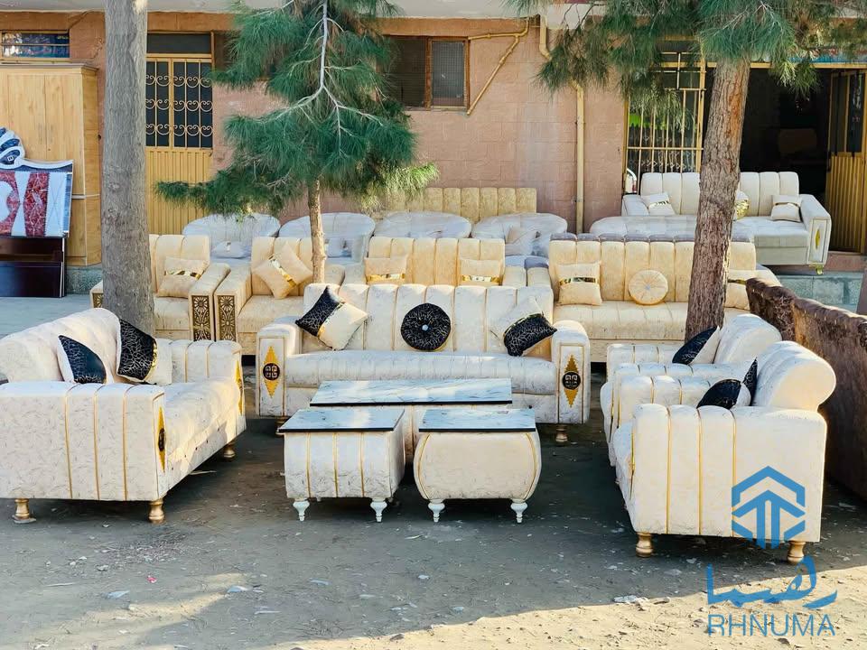 یک سیت کوچ مدل سال