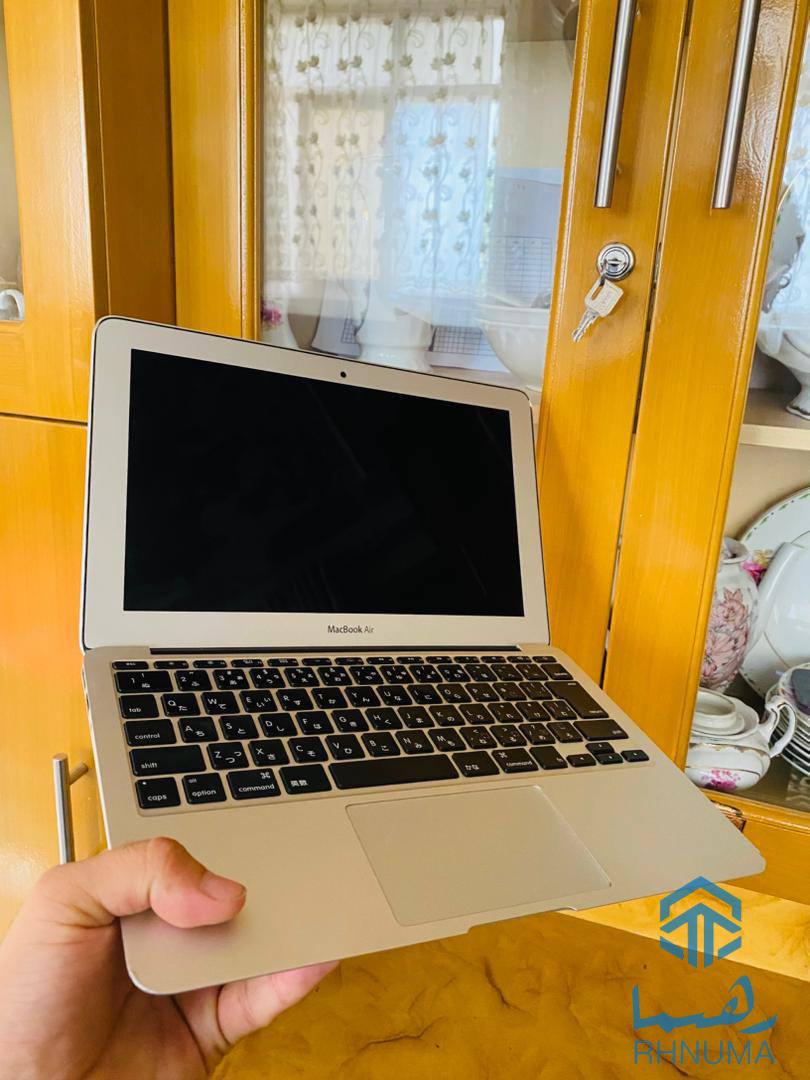 فروش یک عدد لبتاپ اپل MacBook Air  آمریکایی به قیمت