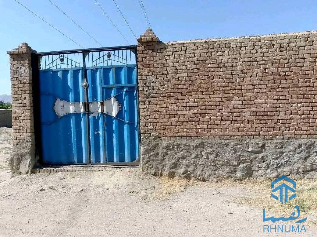 یک نمره زمین فروشی