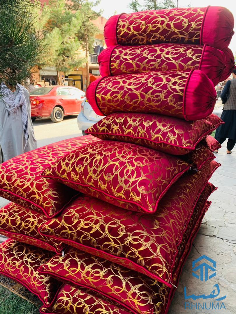 شش توشک شش بالشت و چهار بالشت رول
