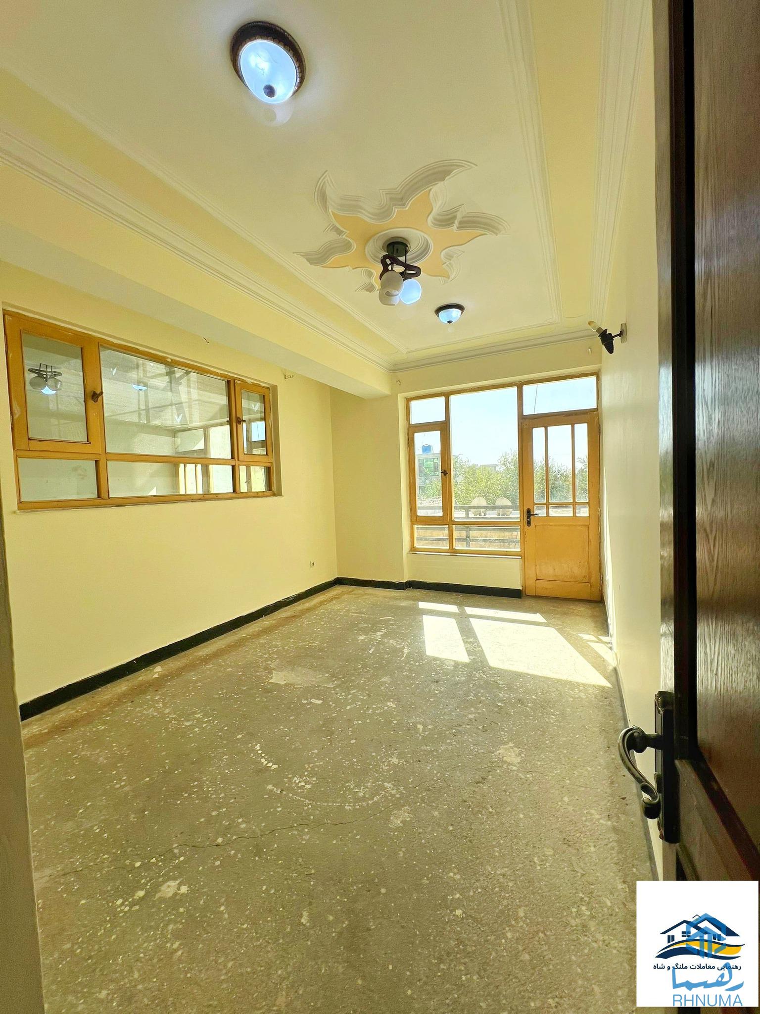 آپارتمان سه اطاقه کرایی