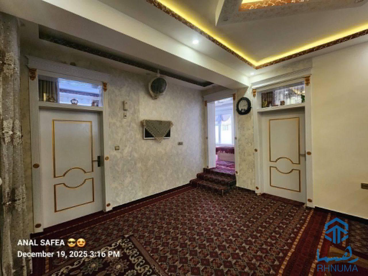 اپارتمان گرویی سه اطاقه