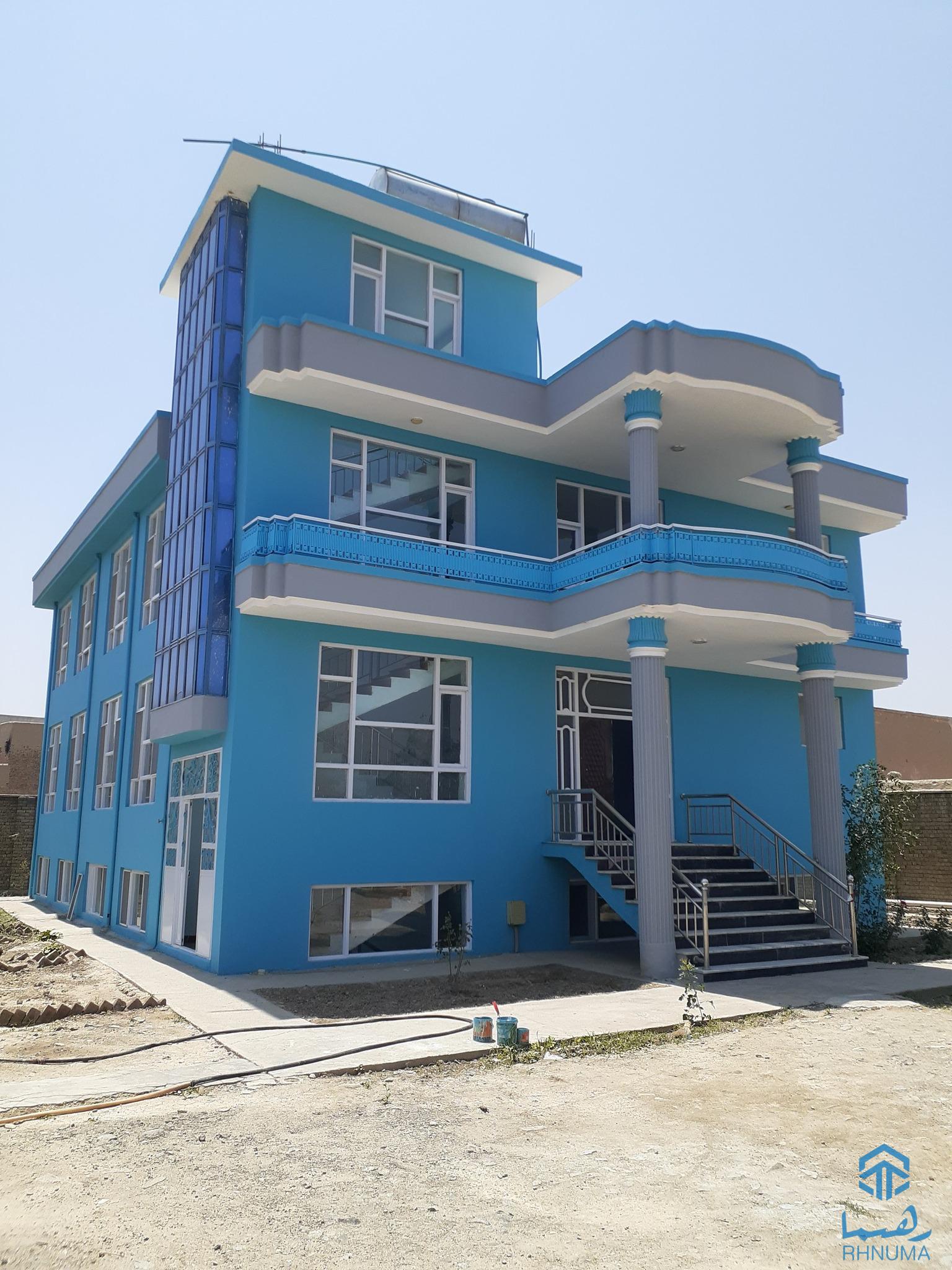 یک دربندحولی فروشی کابل ناحيه هفتم چهلستون نوبرجه پشت سره هوتل پنج ستاره روشن