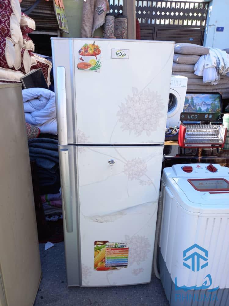 یک پایه یخچال فروشی