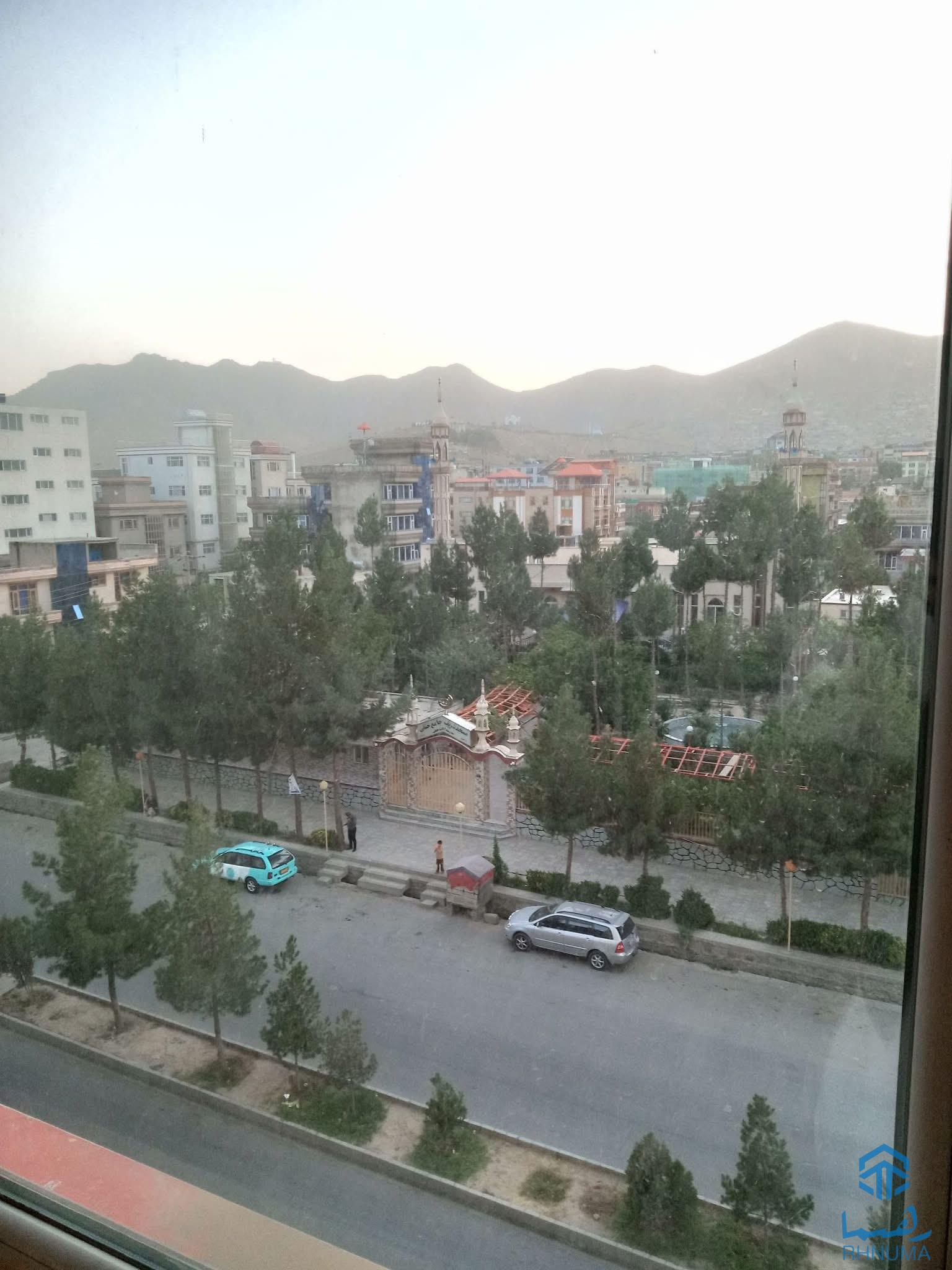 آپارتمان  چهار اطاقه گروی/