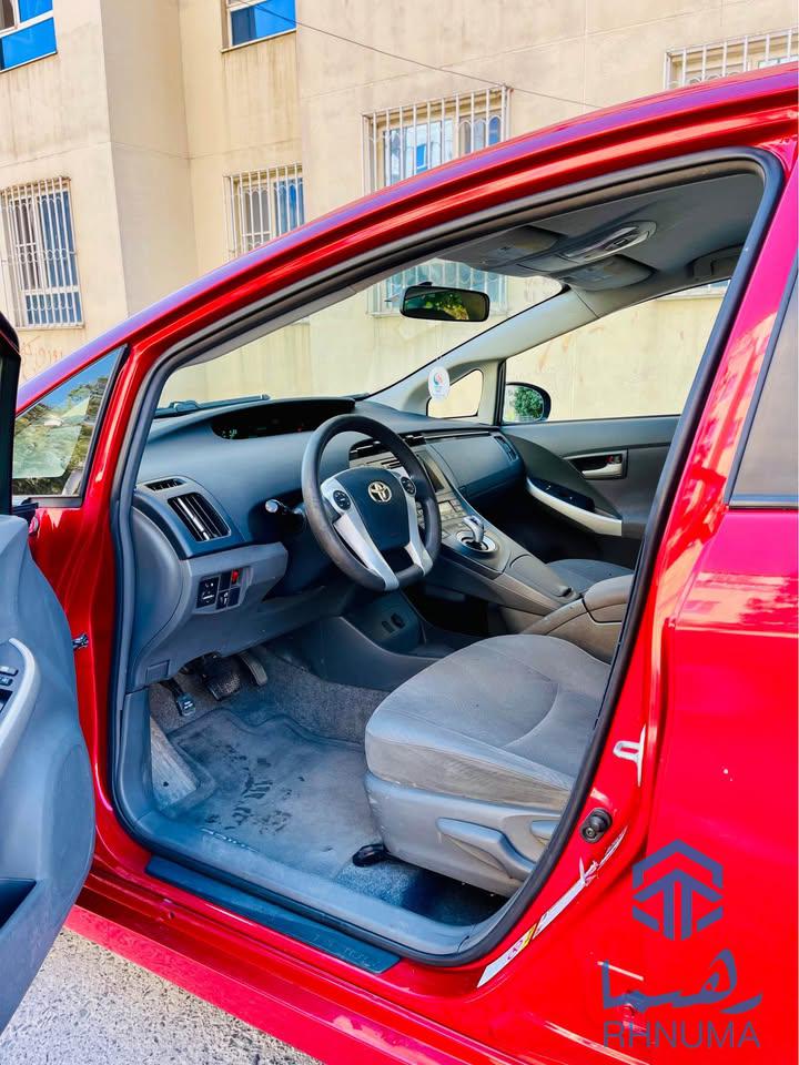 نوعیـــــــت : تیویتا  PRIUS HYBIRD