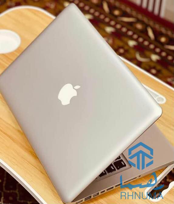 کمپنی آمریکایی اپل MacBook  Pro