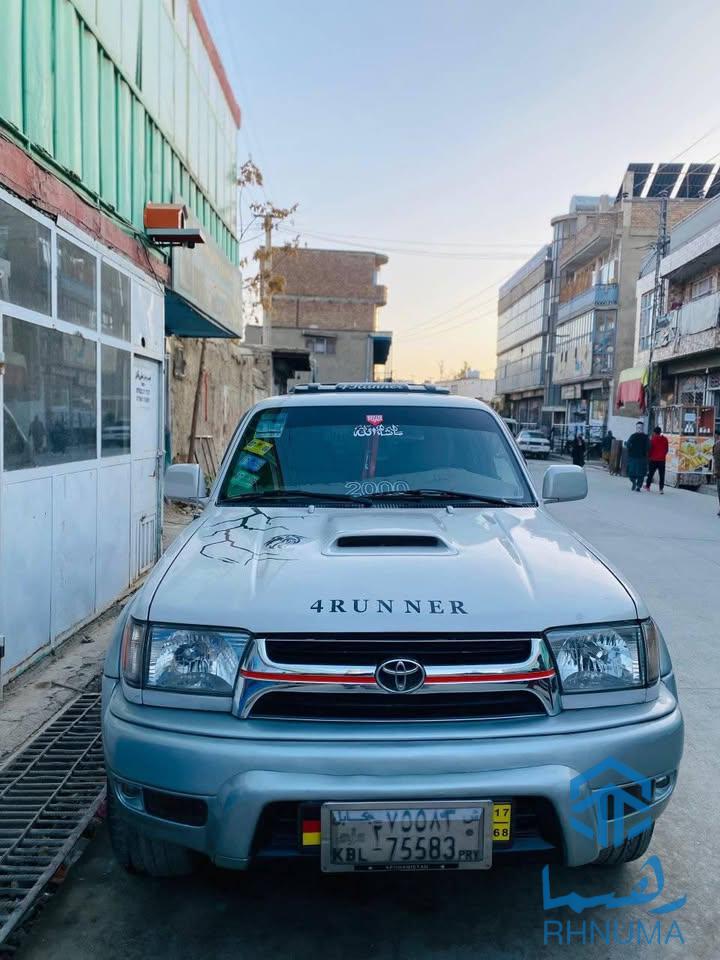 یک عراده تویتا فرونر