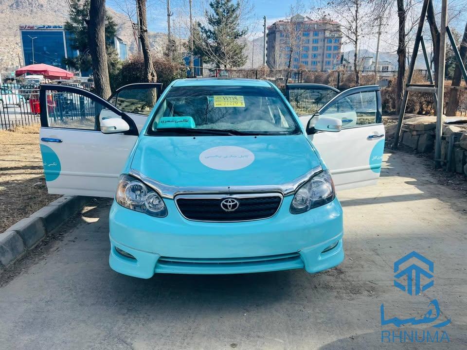 یک عدادتیوتا کرولای کانادائی
