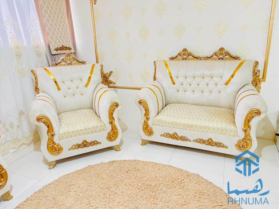 فروش یک سیت کوچ نیمه سلطنتی هفت نفره