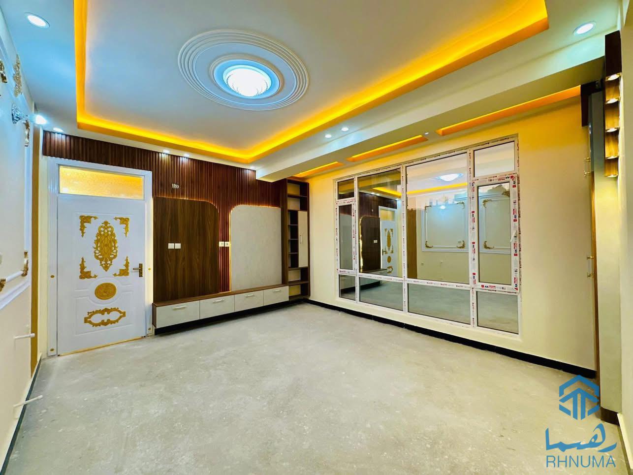 آپارتمان چهار اطاقه VIP فروشی