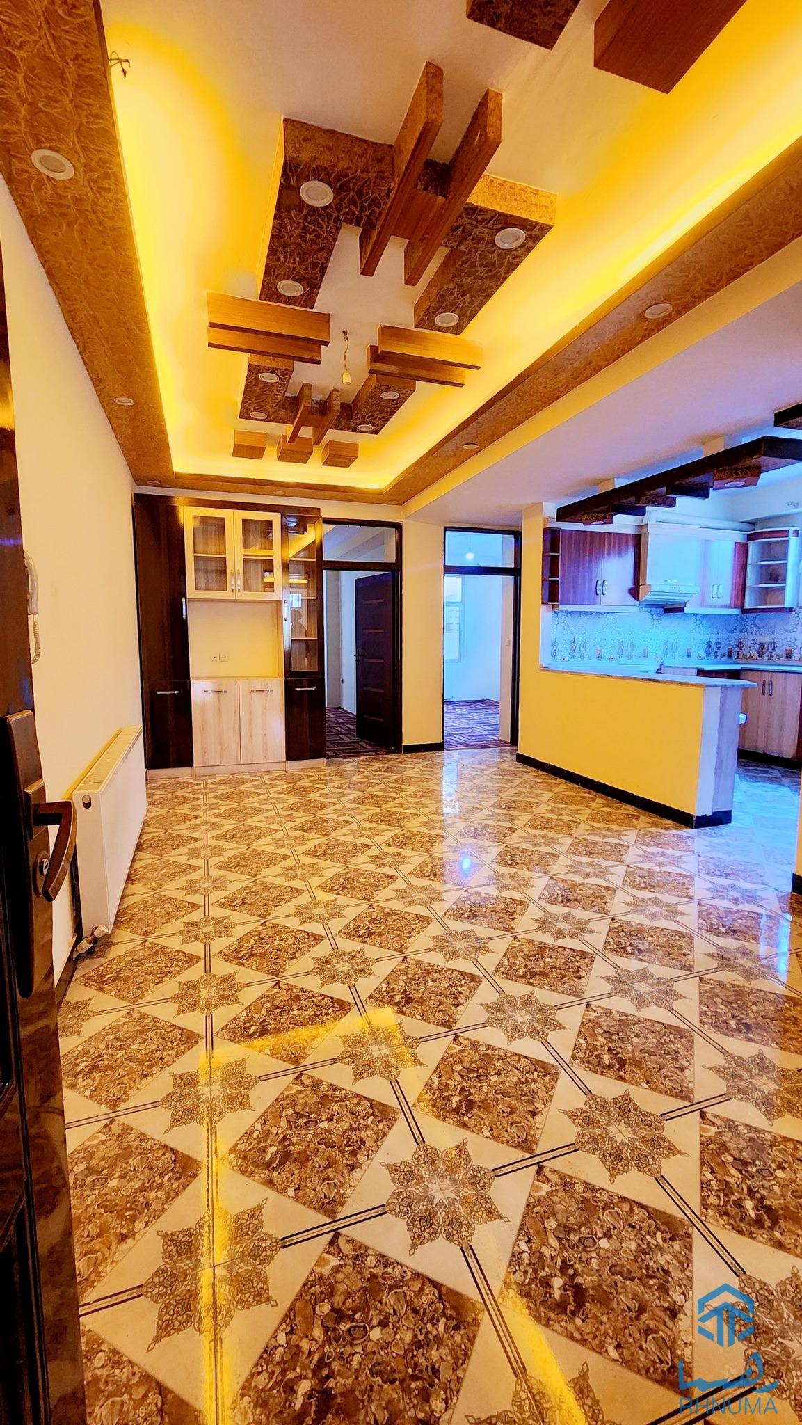 یک باب آپارتمان  با مشخصات ذیل در بهترین موقعیت  ناحیه 11 هوا شناسی به فروش می‌رسد: