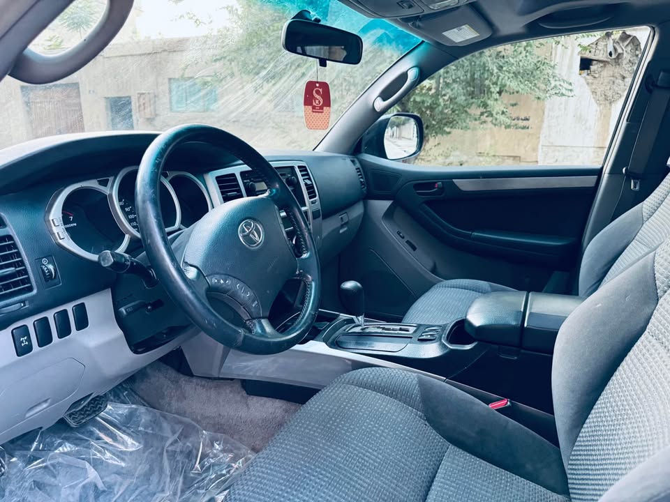 TOYOTA 4Runner sport edition  مودل  2004ما/4