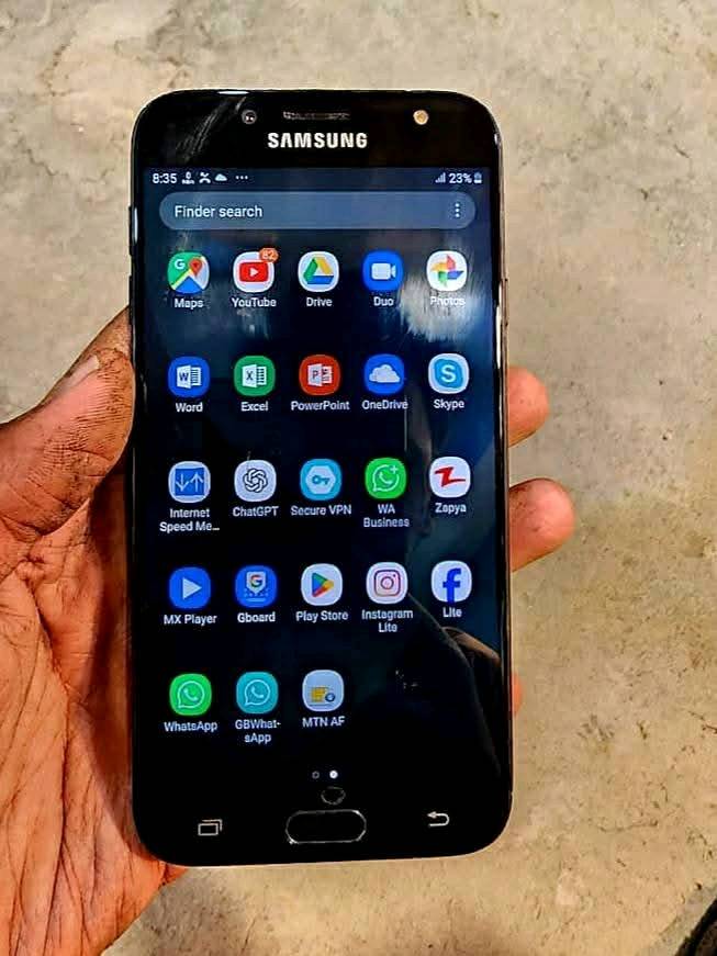 Galaxy J7 Pro