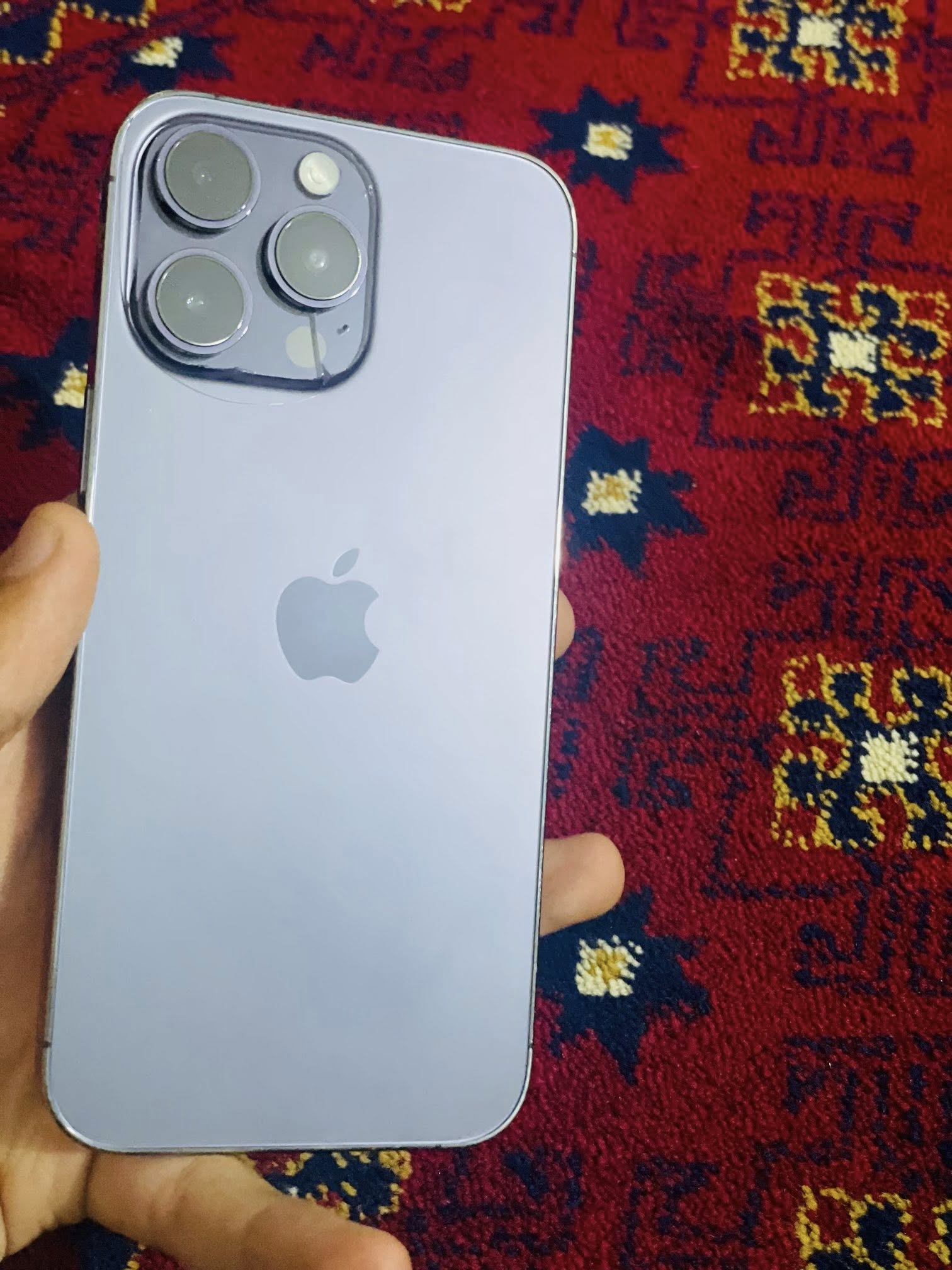 تخفیف ویژه فقد فقد با18500صاحب ۱۴ پرو‌مکس شوید