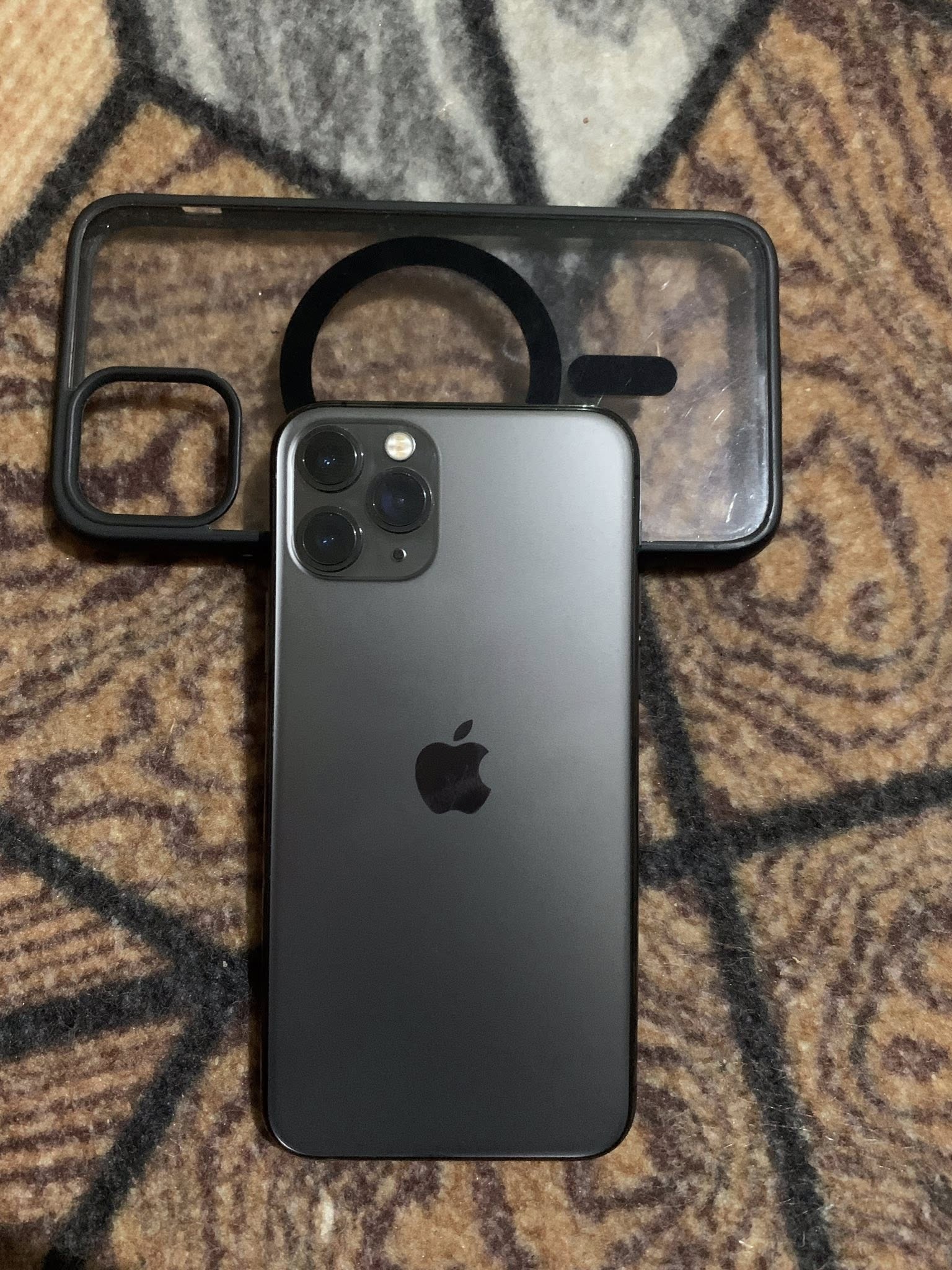 فقط فروشی  iphone 11 pro