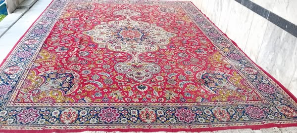 یک دانه قالین 12متره