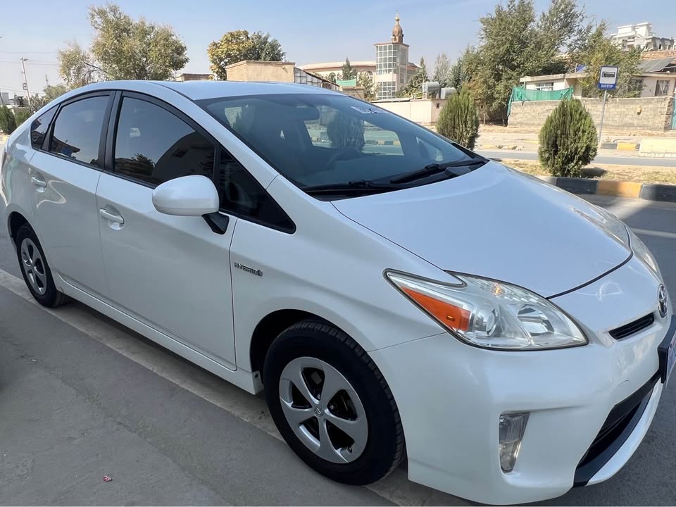 ✓ پریوس دست افغانستان  TOYOTA PARUS 2014                             اشترنگ: دست افغانستان