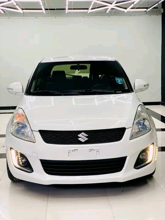 🚗 تویوتا سوفیت (ToyotaSwift) – مادل 2016 | بدون کَت | بالاترین آپشن*