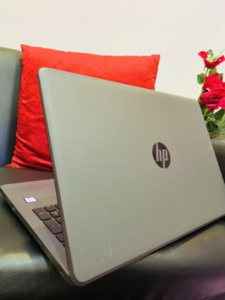 لپتاپ ذیل به این مشخصات به فروش میرسد.💻