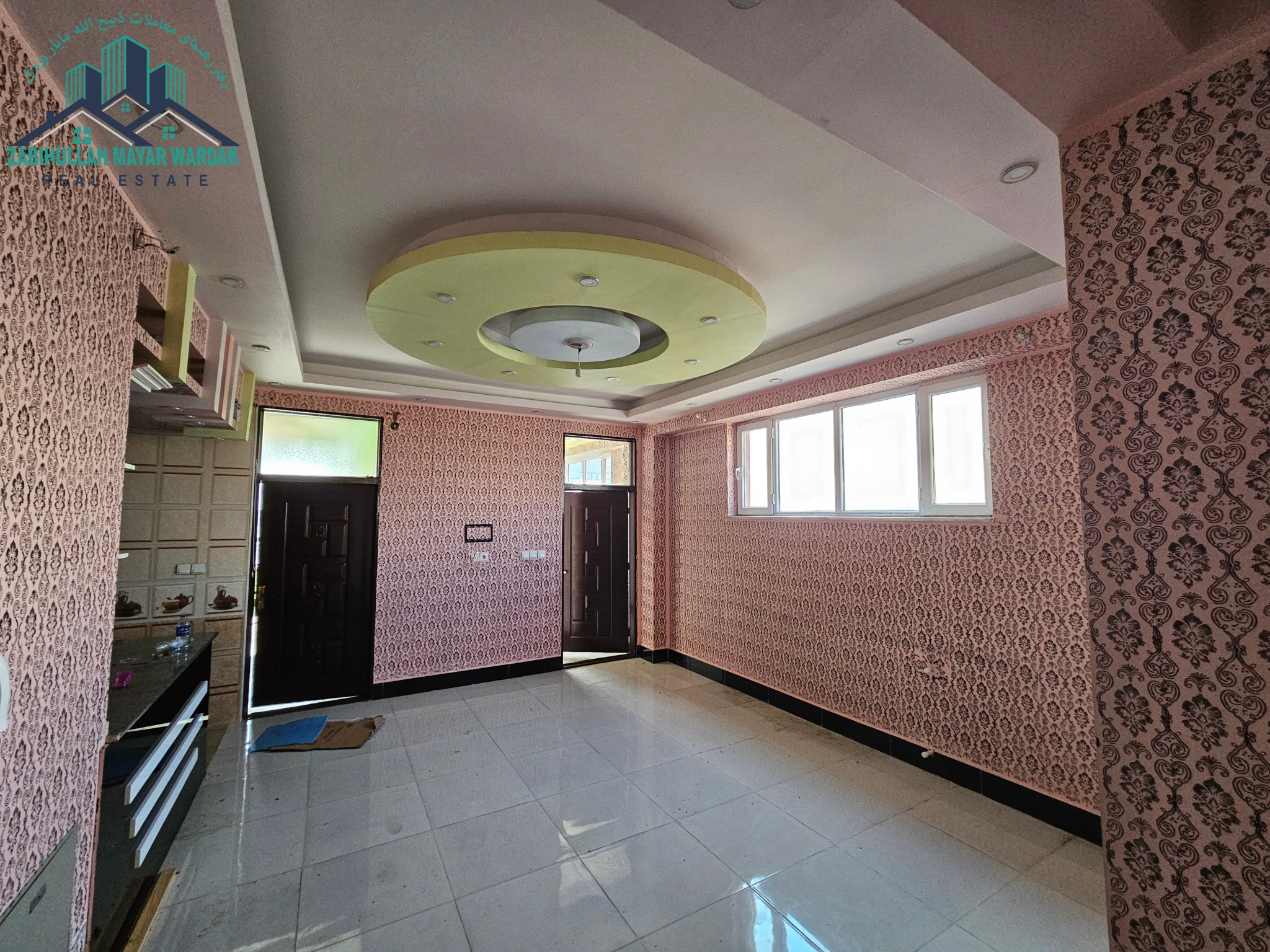 🏠#آپارتمان کرایی سه اتاقه آدرس: شهر کابل ، ناحیه پنجم ، چهارراهی قمبر.