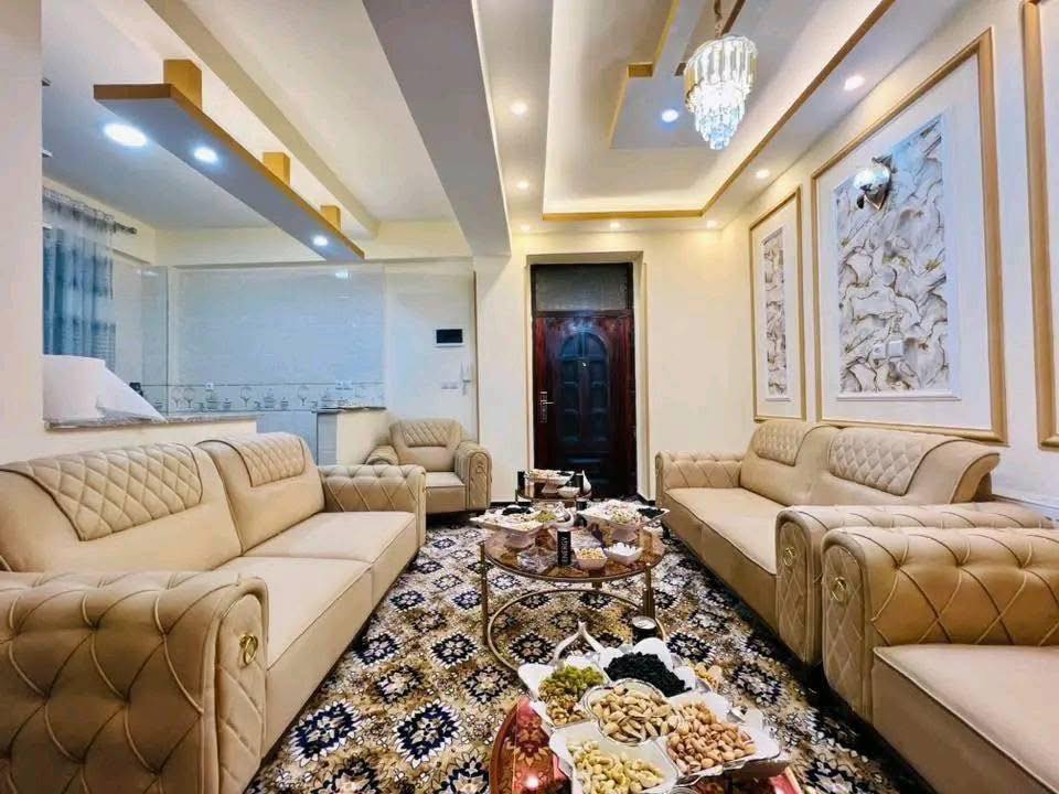 یک باب آپارتمان فروش سه اطاقه VIP