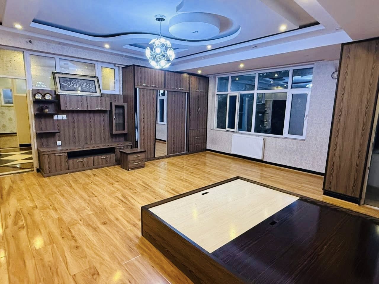 🏢 اپارتمان کرایی VIP 🔹مساحت 220 متر مربع
