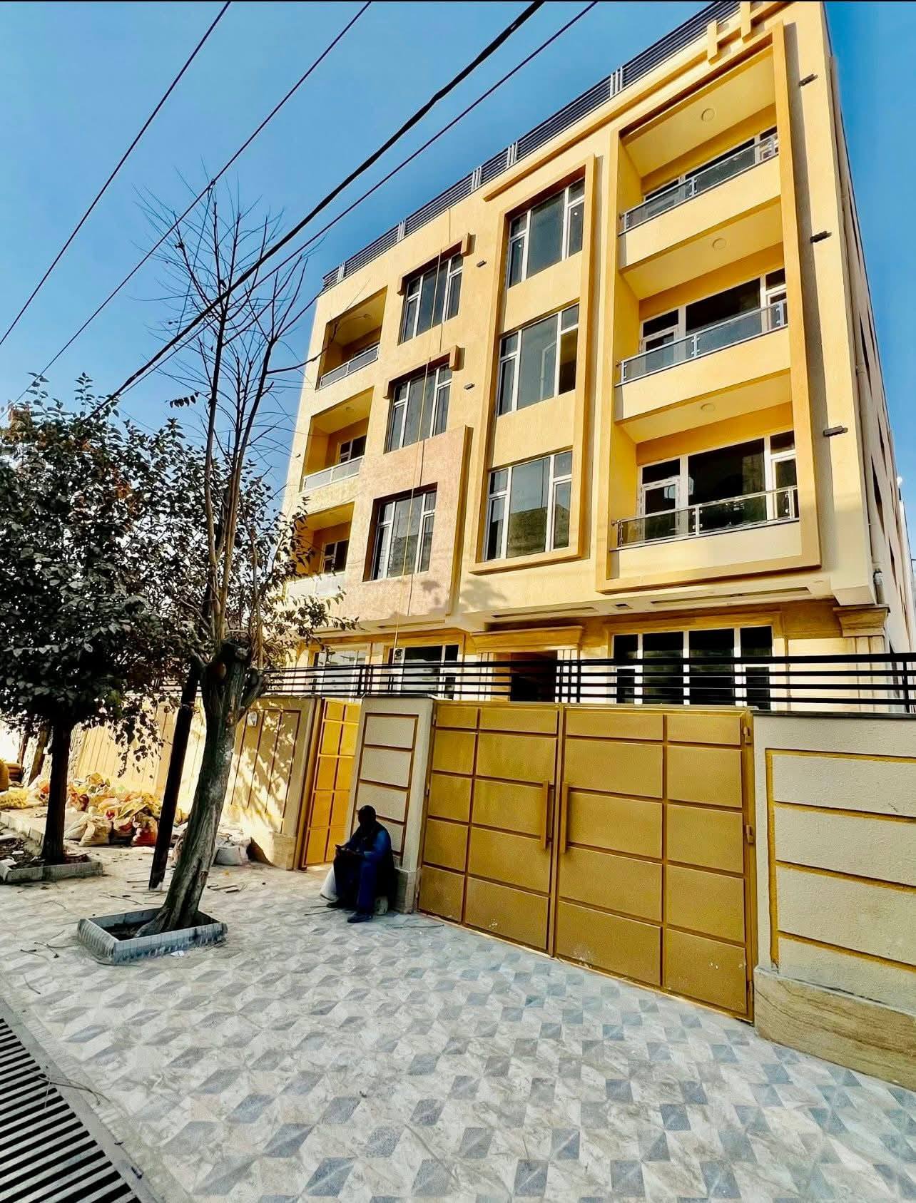 🏫آپارتمان چهار اطاقه فول افتاب رخ  ، دربهترین موقعیت شهر کابل، تاحیه 15،...