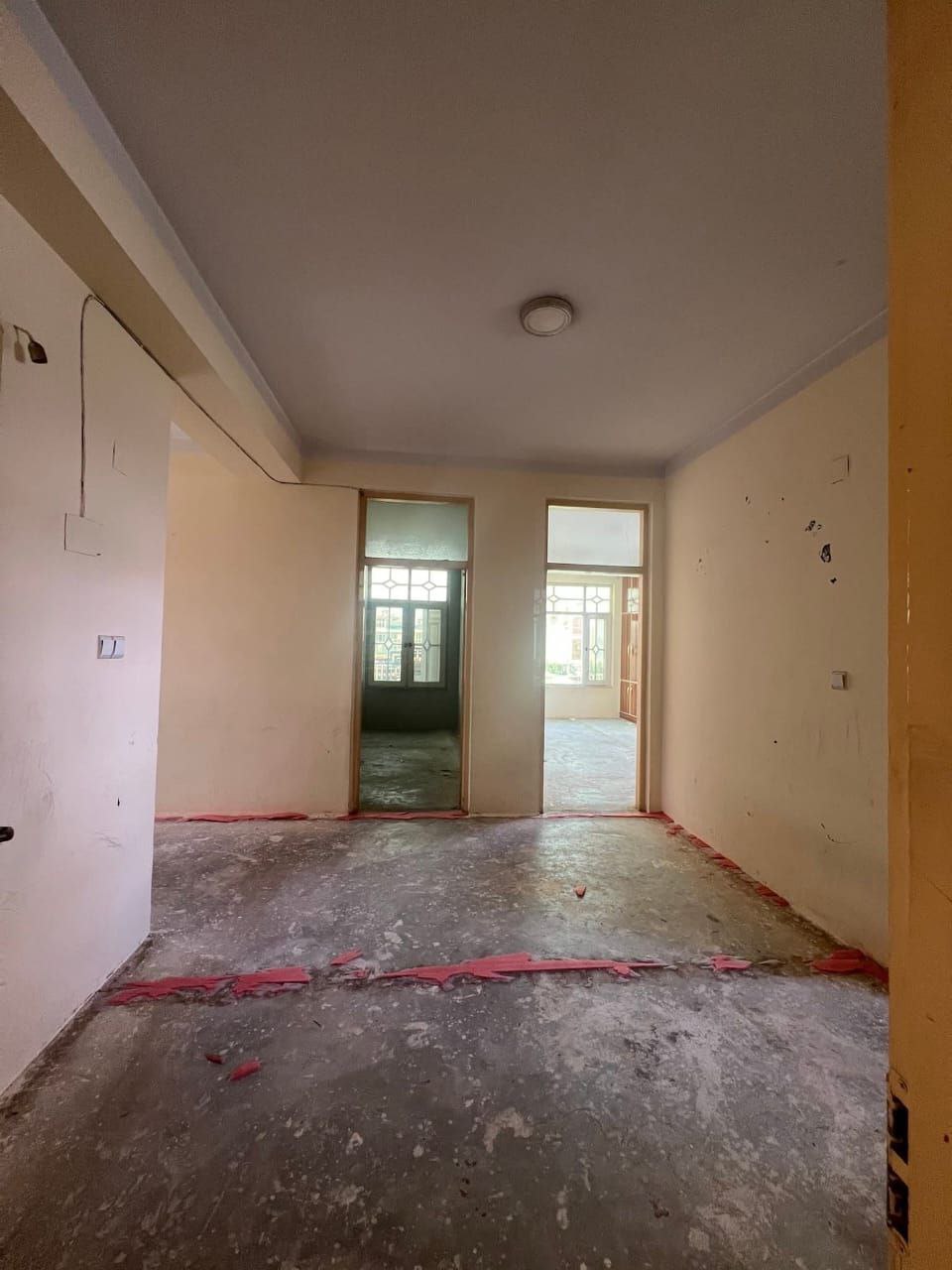 آپارتمان 4 اطاقه گروی