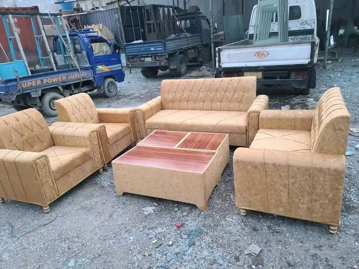 یک سیت کوج جدید