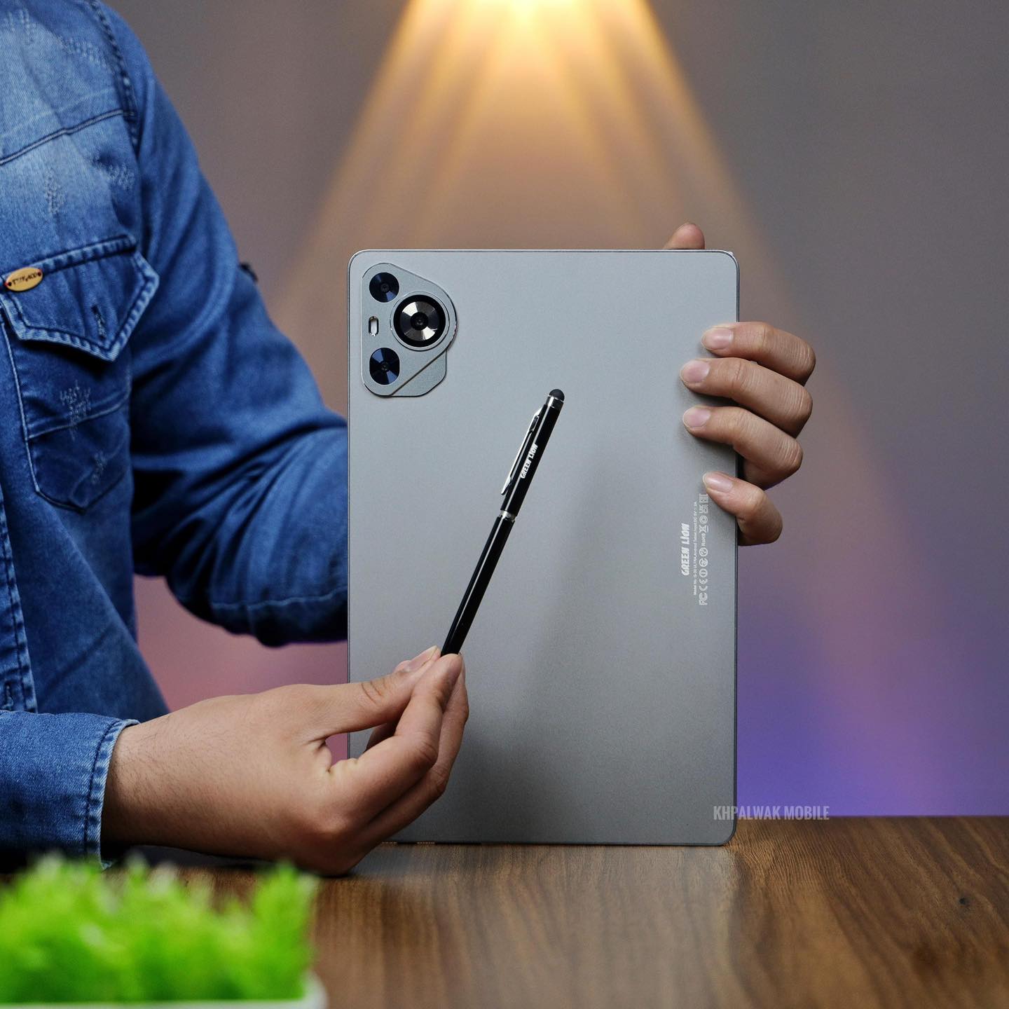 تابلیت زیبای گرین لاین (Green lion G-30 Ultra) را به مناسب‌ترین قیمت، از خپلواک موبایل خریداری فرمایید.