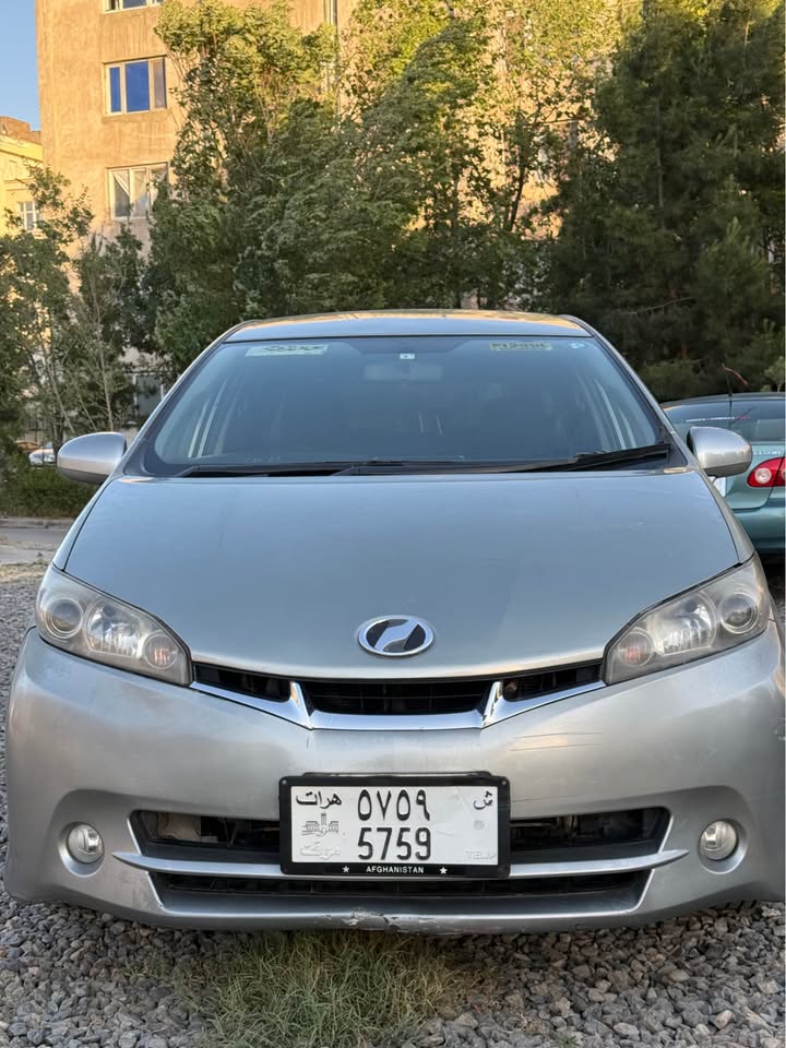 2009 Toyota Corolla · Sedan · Driven 127,000 kilometers