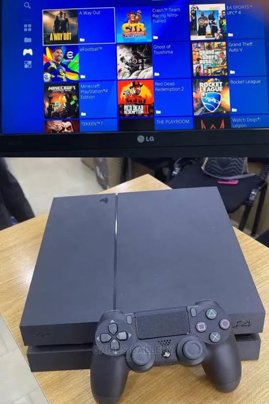 Playstation 4 Fat