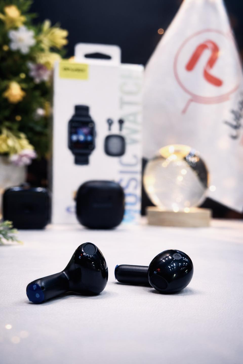 👁️‍🗨️ Two Products In One Box