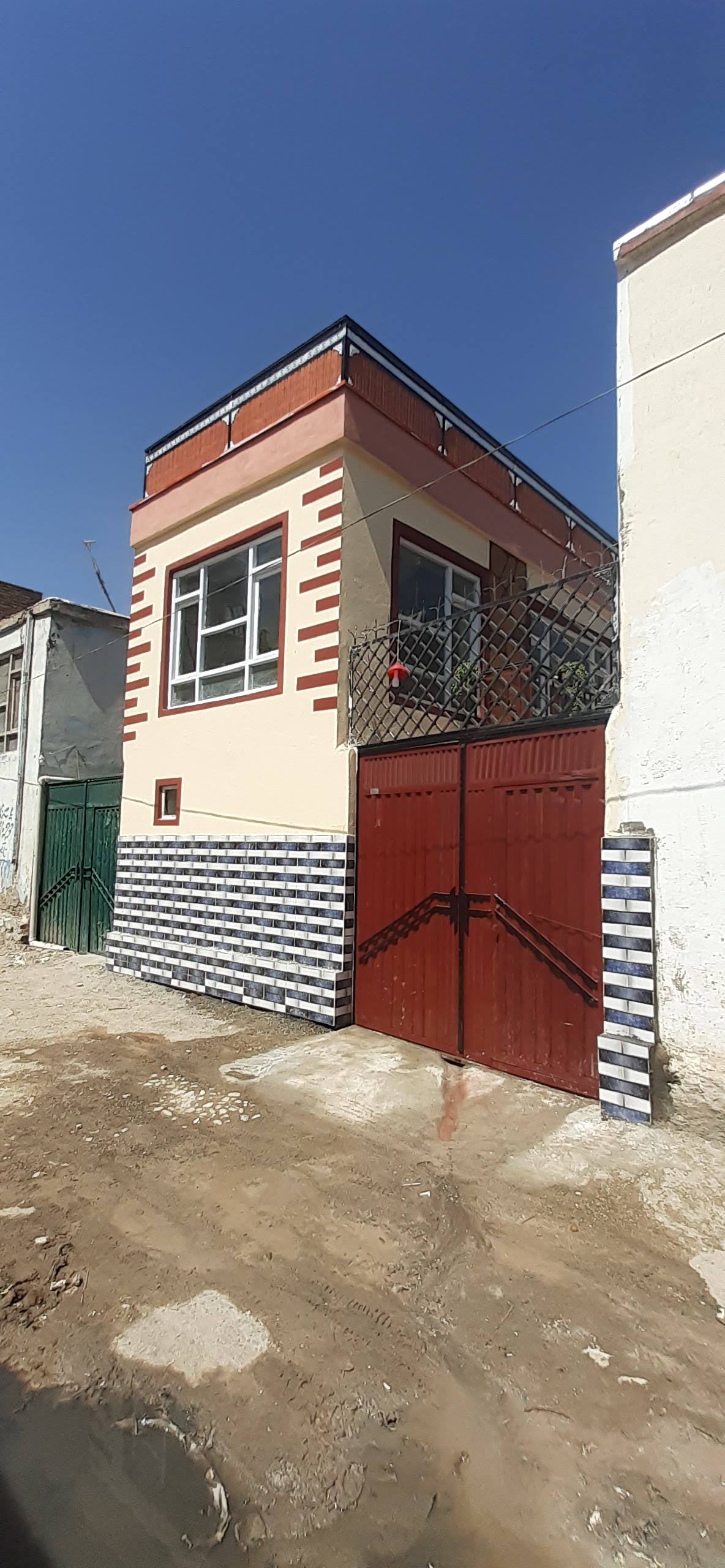 یک دربندحولی فروشی