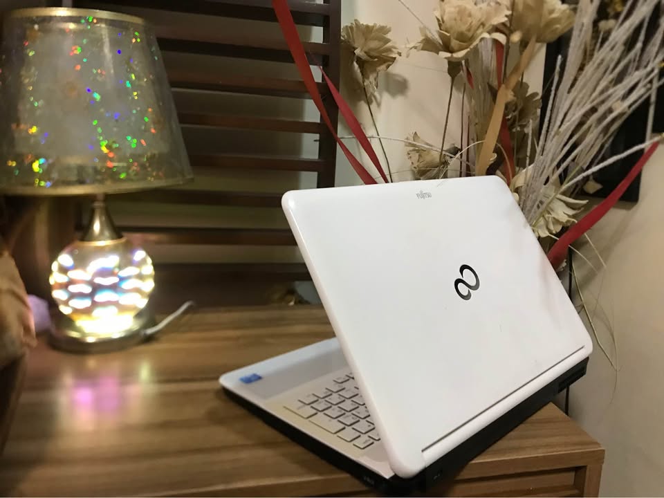 لپتاپ فروشی!